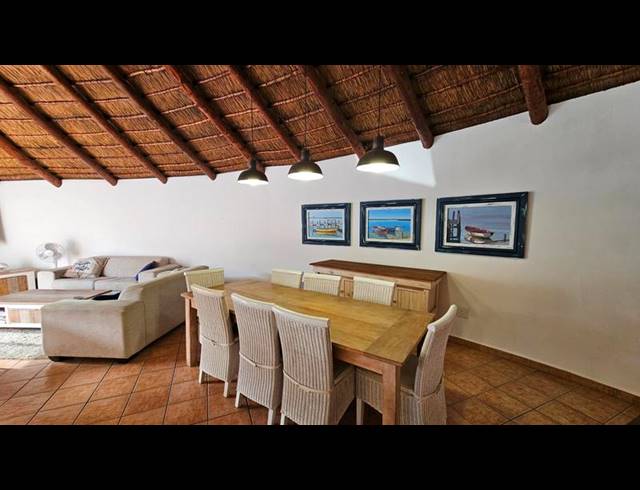 3 BEDROOM TOWNHOUSE FOR SALE IN DWARSKERSBOS